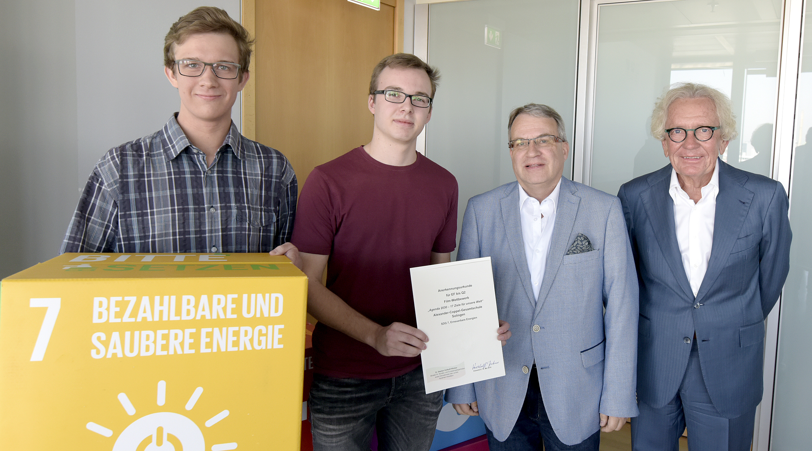 Anerkennungsurkunde für: Gesamtschule Solingen (Ziel 7 Erneuerbare Energien)