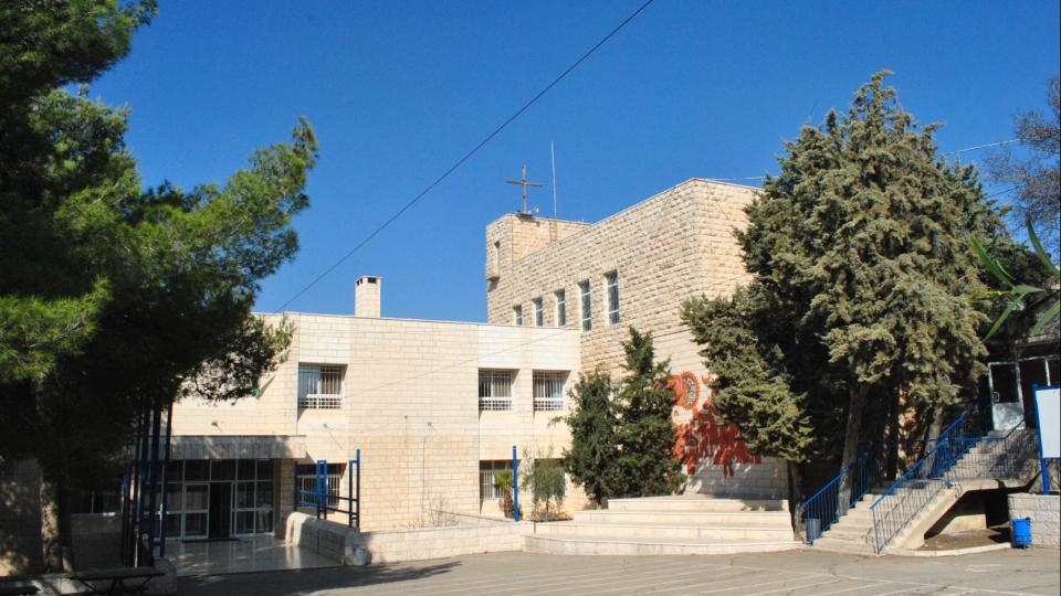 Foto zeigt die Außenansicht der Ev.-Luth. Schule Talitha Kumi in Beit Jala/Palästina