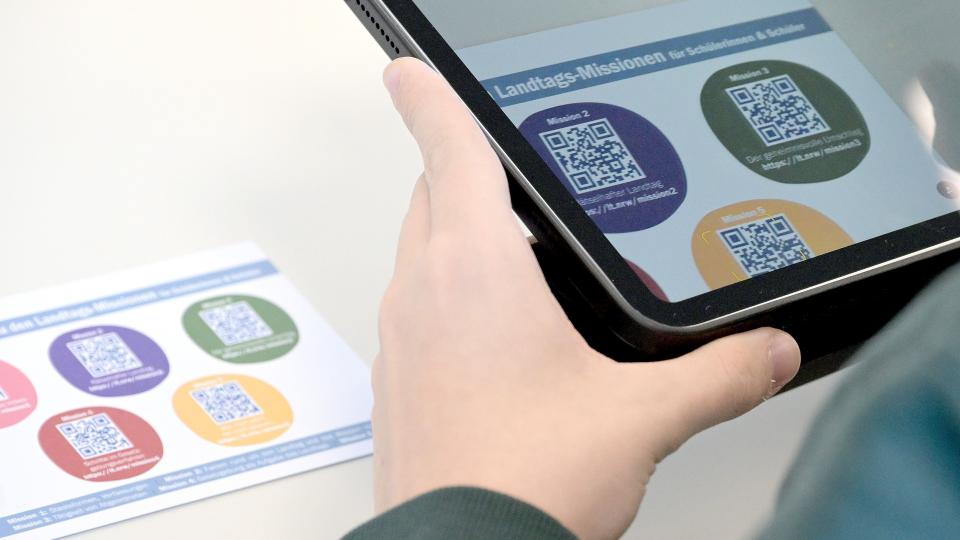 Bei den Landtags-Missionen können Schülerinnen und Schüler Demokratie spielerisch erleben und erfahren einiges über den Landtag NRW.