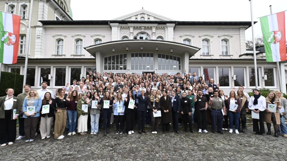 Gruppenbild im Rahmen der Vereidigungsfeier