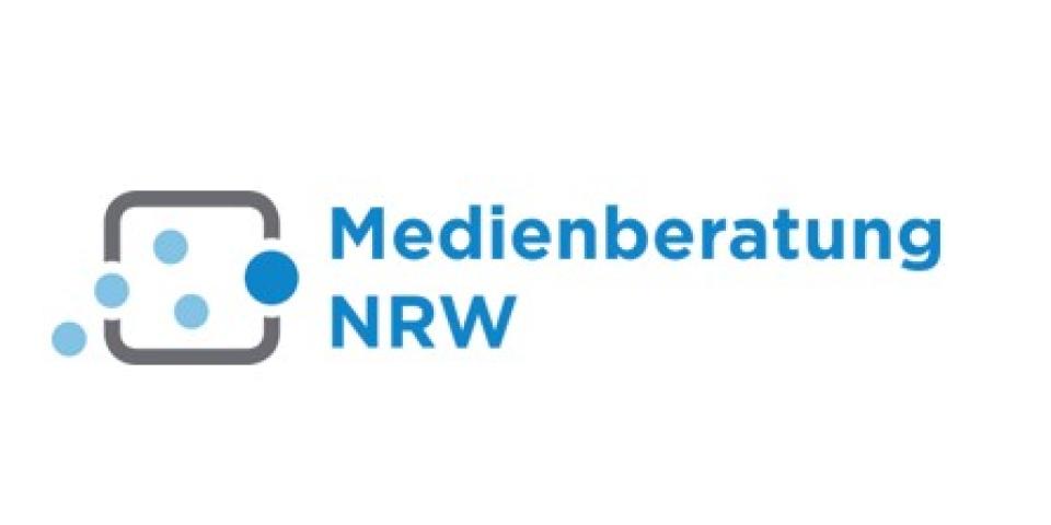 Stilisiertes Quadrat mit teils verbundenen Punkten; daneben der Schriftzug Medienberatung NRW