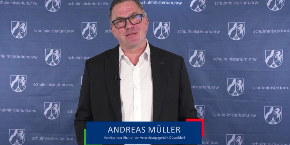 Standbild Richter Müller Digitale Veranstaltung "Rechtssichere Anwendung erzieherische Maßnahmen" (3. März 2026)