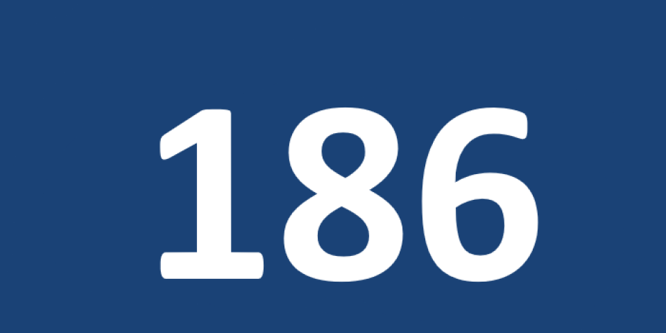 Die Zahl 186 in weißer Schrift auf blauem Grund.